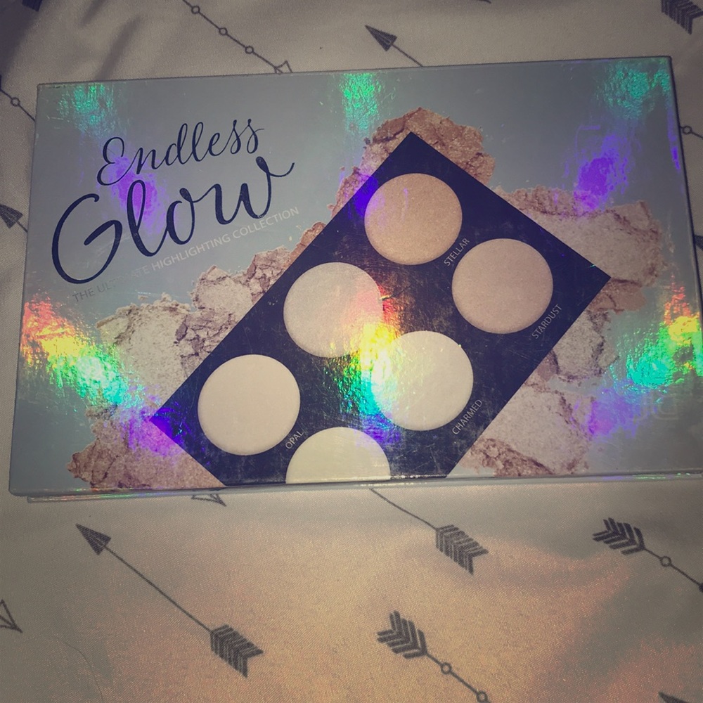 Endless Glow Highlighting Collection